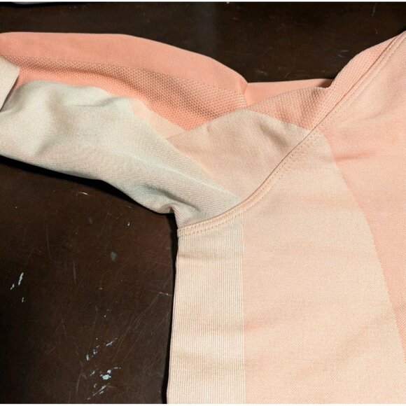 Lululemon Ebb to Train Jacket Pink Hooded Full Zip Size 6 Athleisure Casual - Picture 13 of 13